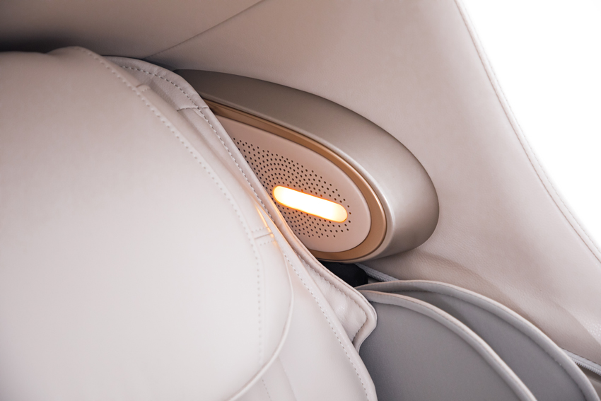 Masážne elektrické kreslo ProLux 4D MASSAGER s ionizátorom vzduchu, biele