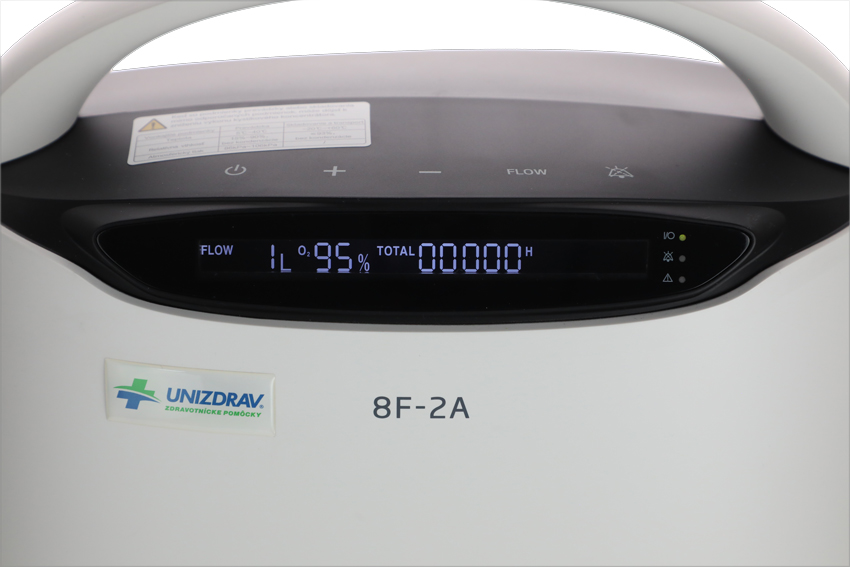 Kyslíkový koncentrátor UNIZDRAV 8F-2A - NABEHANÉ 1 HODINU