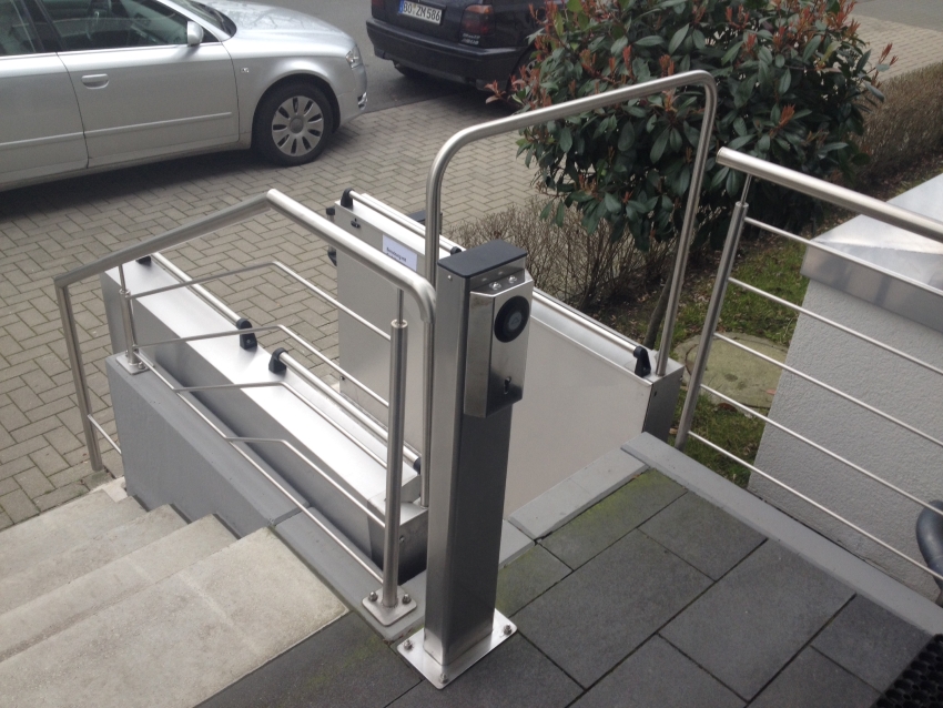 Zvislá zdvíhacia plošina MB1000 & MB1300