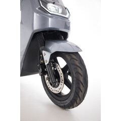 Elektrický skúter UNIZDRAV e-City s dojazdom 120 km