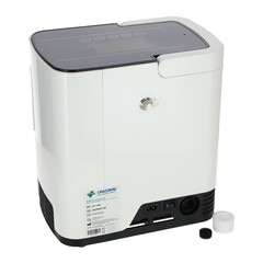 Kyslíkový koncentrátor s hlasovým výstupom UNIZDRAV, 7 l/min, biely