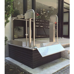 Zvislá zdvíhacia plošina MB 750