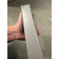 Elektrický zdvihák - ŠKRABANCE NA KONŠTRUKCII