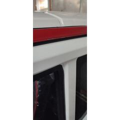 Elektrický trojkolesový skúter UNIZDRAV MiniCar - ŠKRABANEC NA PRAVOM HORNOM ROHU