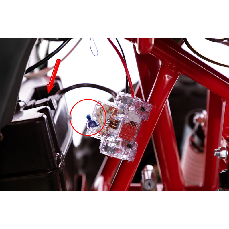 Štvorkolka elektrická UNIZDRAV XTrail (ATV), červená