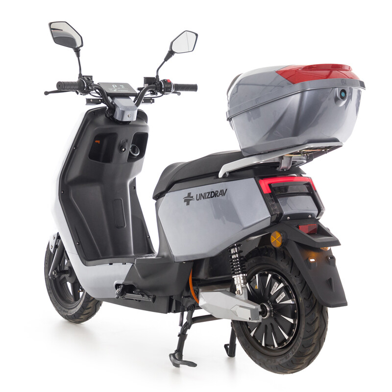 Elektrický skúter UNIZDRAV e-City s dojazdom 120 km