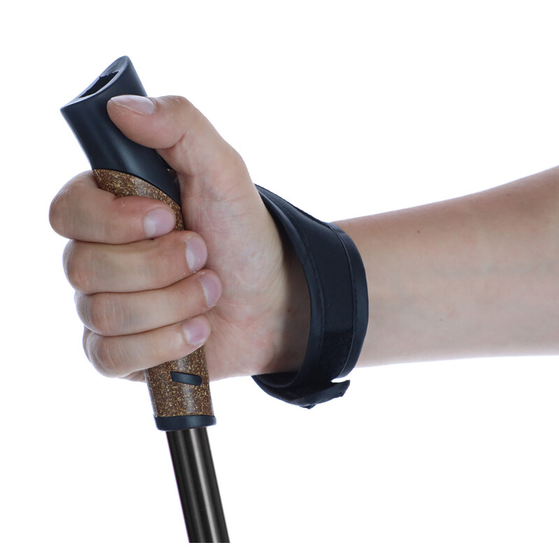 Trekingové palice, čierne