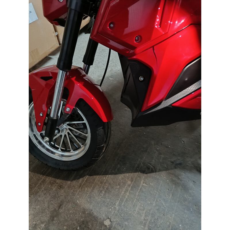 Elektrická motorka e-Flex, červená - PRASKLINA NA PLASTE V PREDNEJ ČASTI