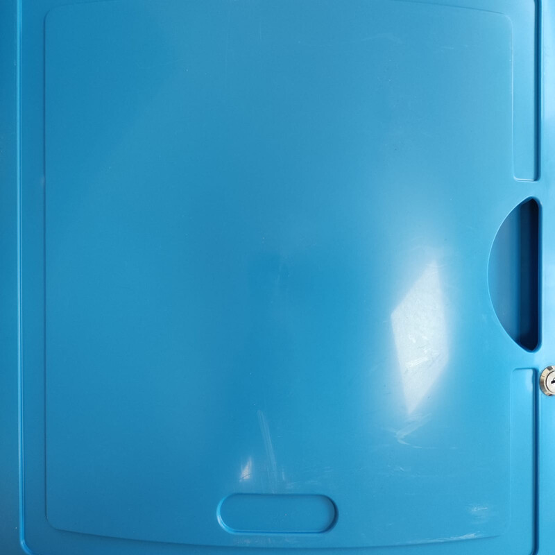 Nočný stolík MEDIK plast, modrý - MIERNE ŠKRABANCE