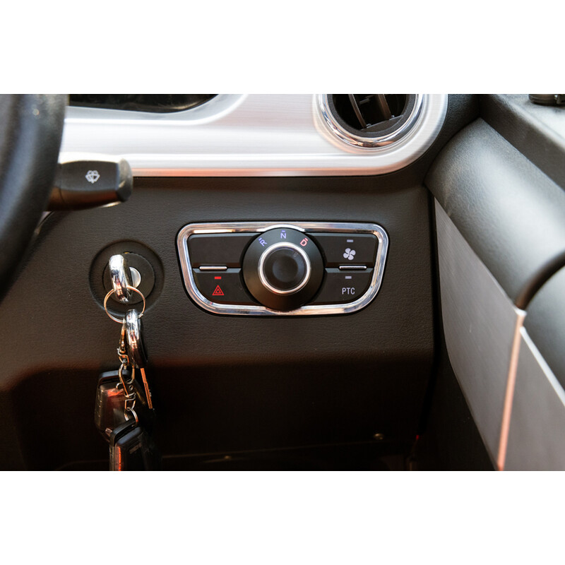 Elektromobil UNIZDRAV MiniCar - NAJAZDENÝCH 19 KM