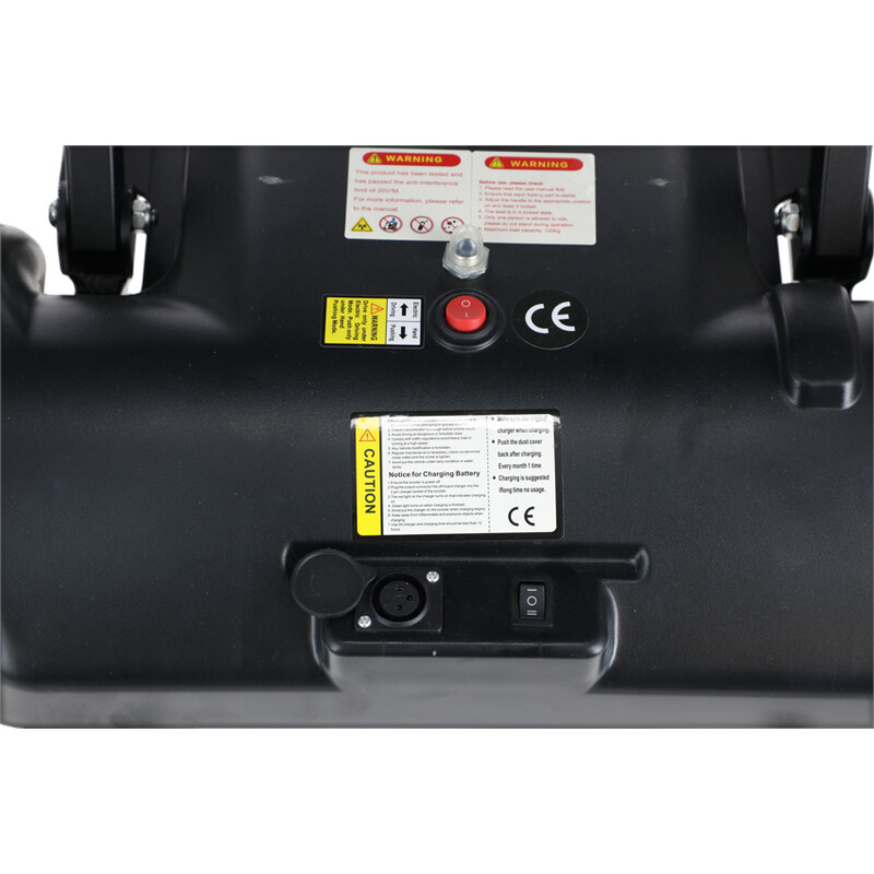 Skladací vozík COMPACT pre seniorov s lítiovou batériou - MIERNE ŠKRABANCE, NAJAZDENÝCH 5 KM