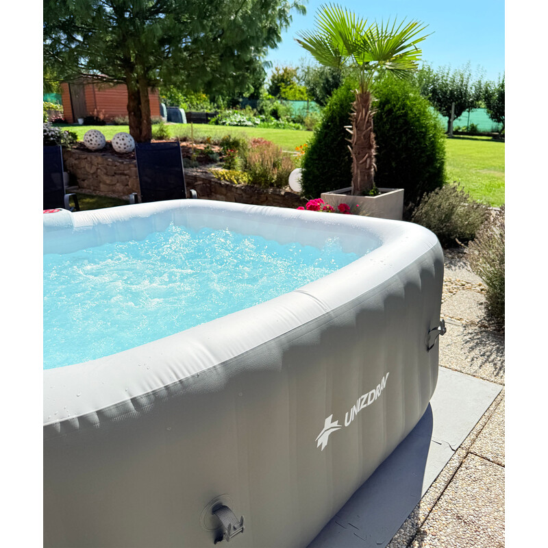 Nafukovacia vírivka UNIZDRAV pre 4 osoby - BEZ PRÍDAVNÉHO LED OSVETLENIA