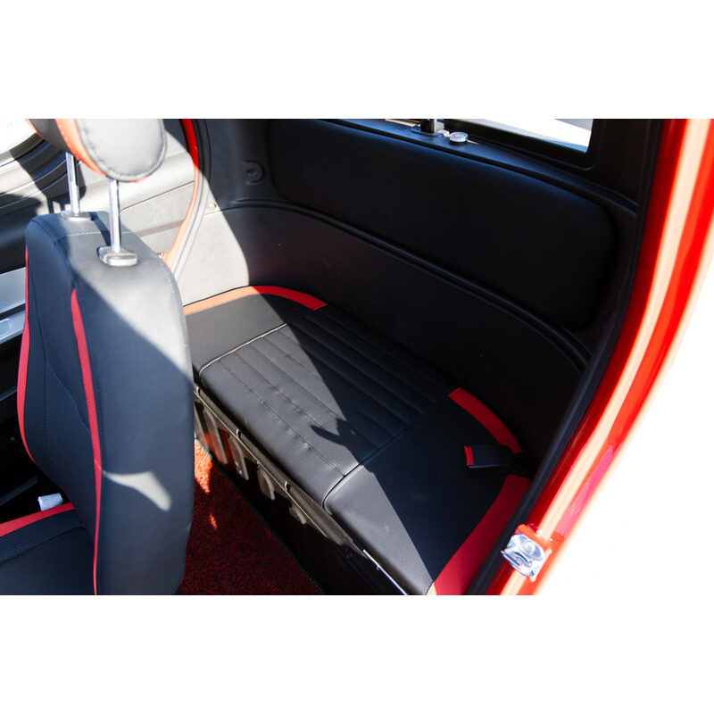 Elektromobil UNIZDRAV MiniCar - POŠKODENÁ FARBA NA ZADNOM NÁRAZNÍKU